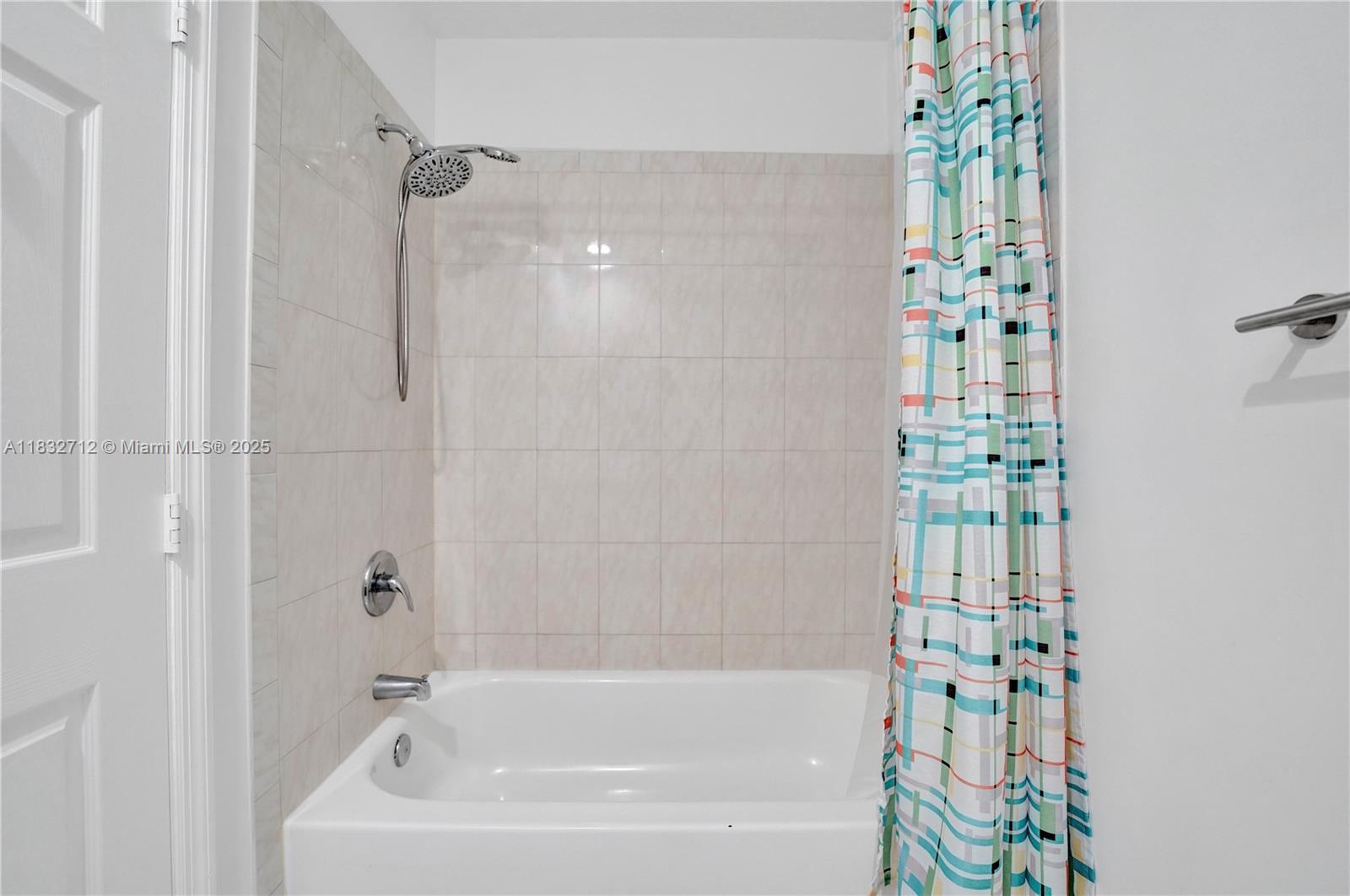 VILLAGE WALK - Residential