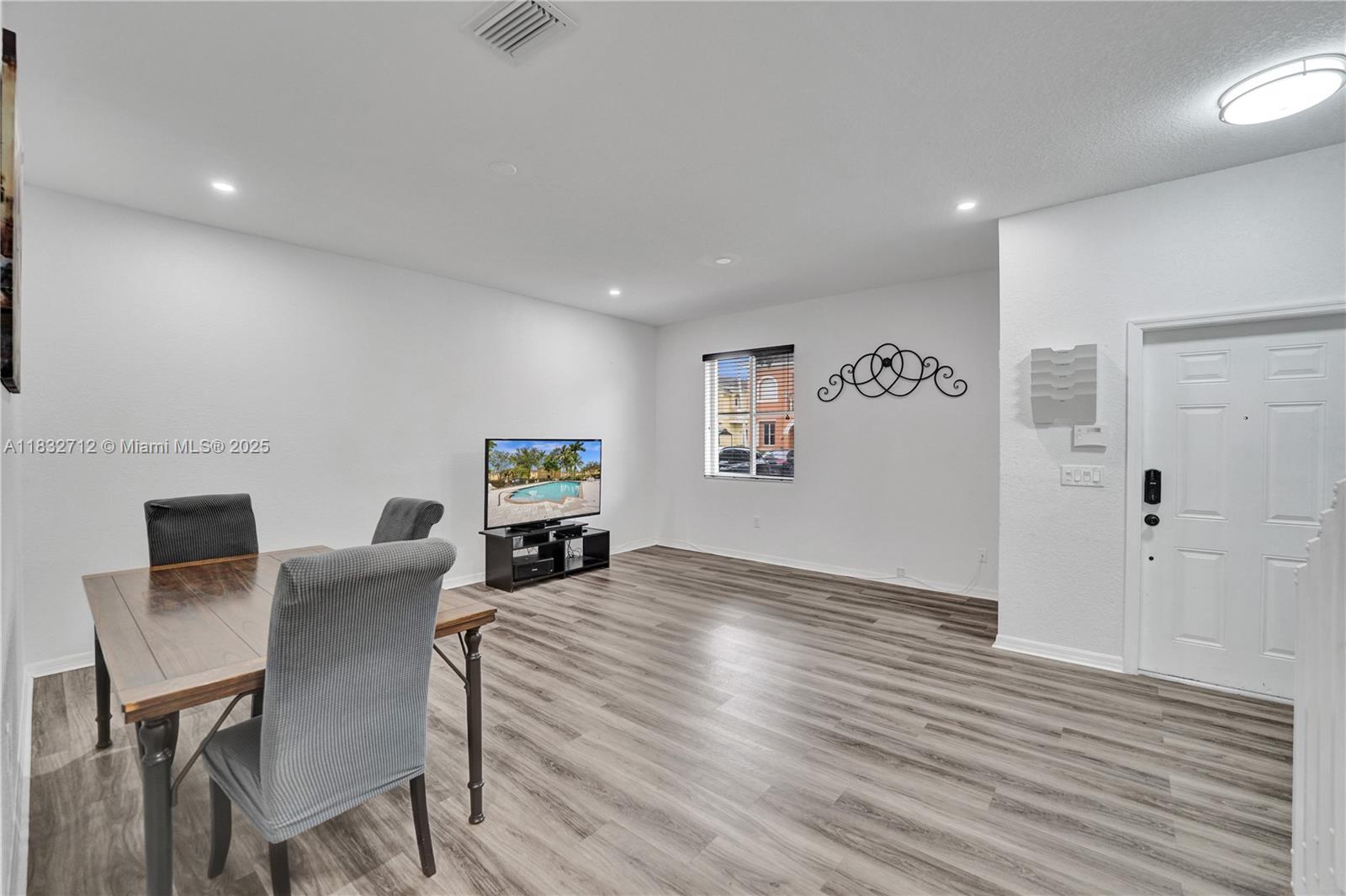 VILLAGE WALK - Residential