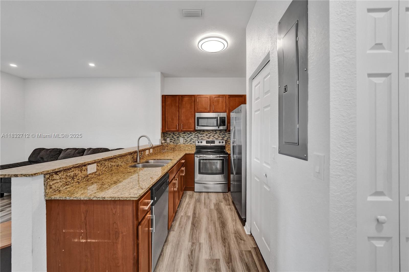 VILLAGE WALK - Residential