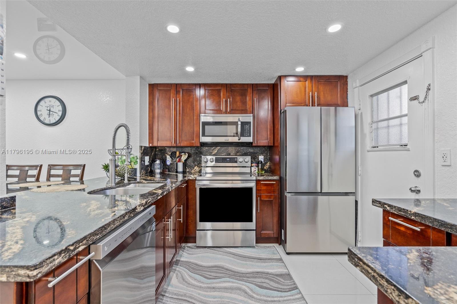 301 Ne 14th Ave 207, Hallandale Beach, Broward County, Florida - 2 Bedrooms  
2 Bathrooms - 