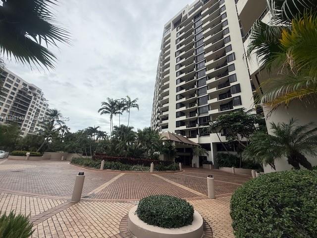520 Brickell Key Dr A1616