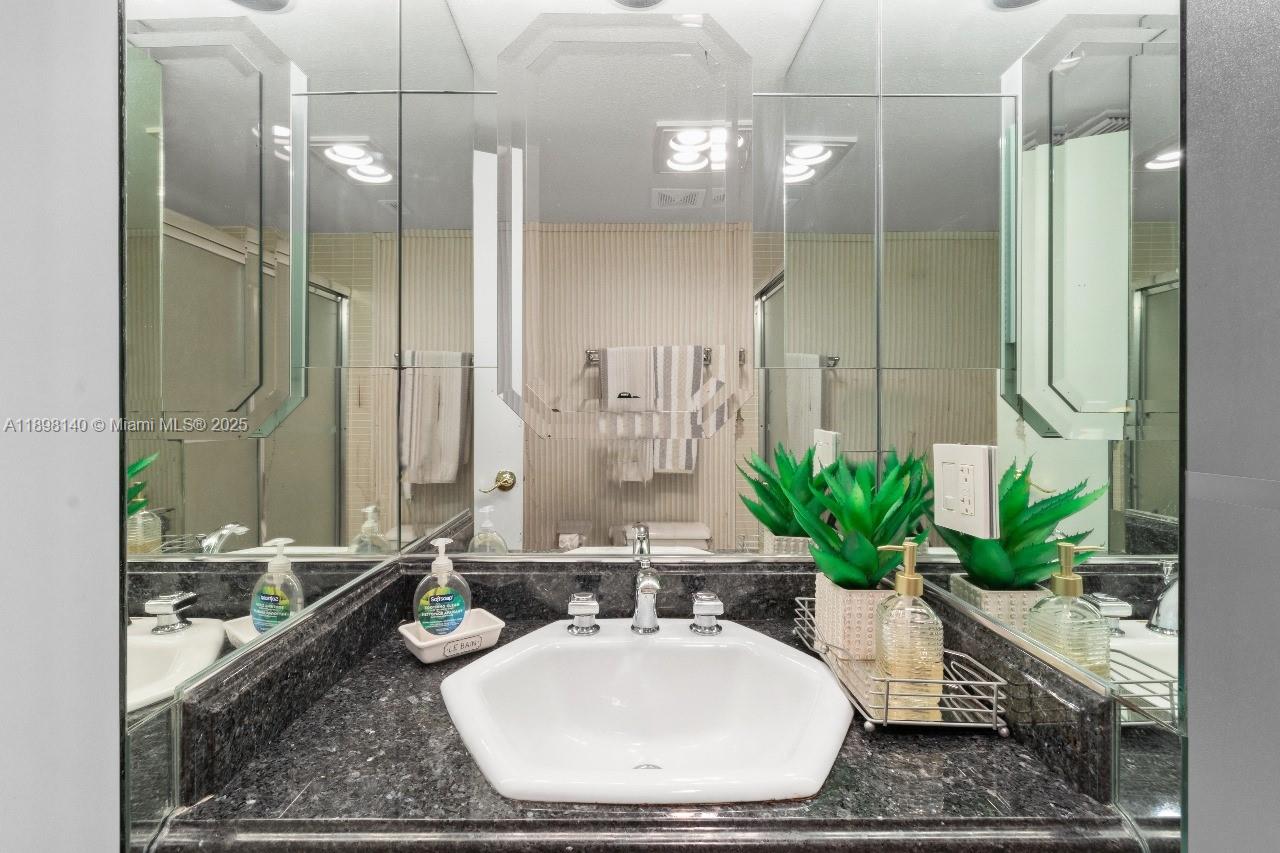 BRICKELL KEY ONE CONDO - Residential