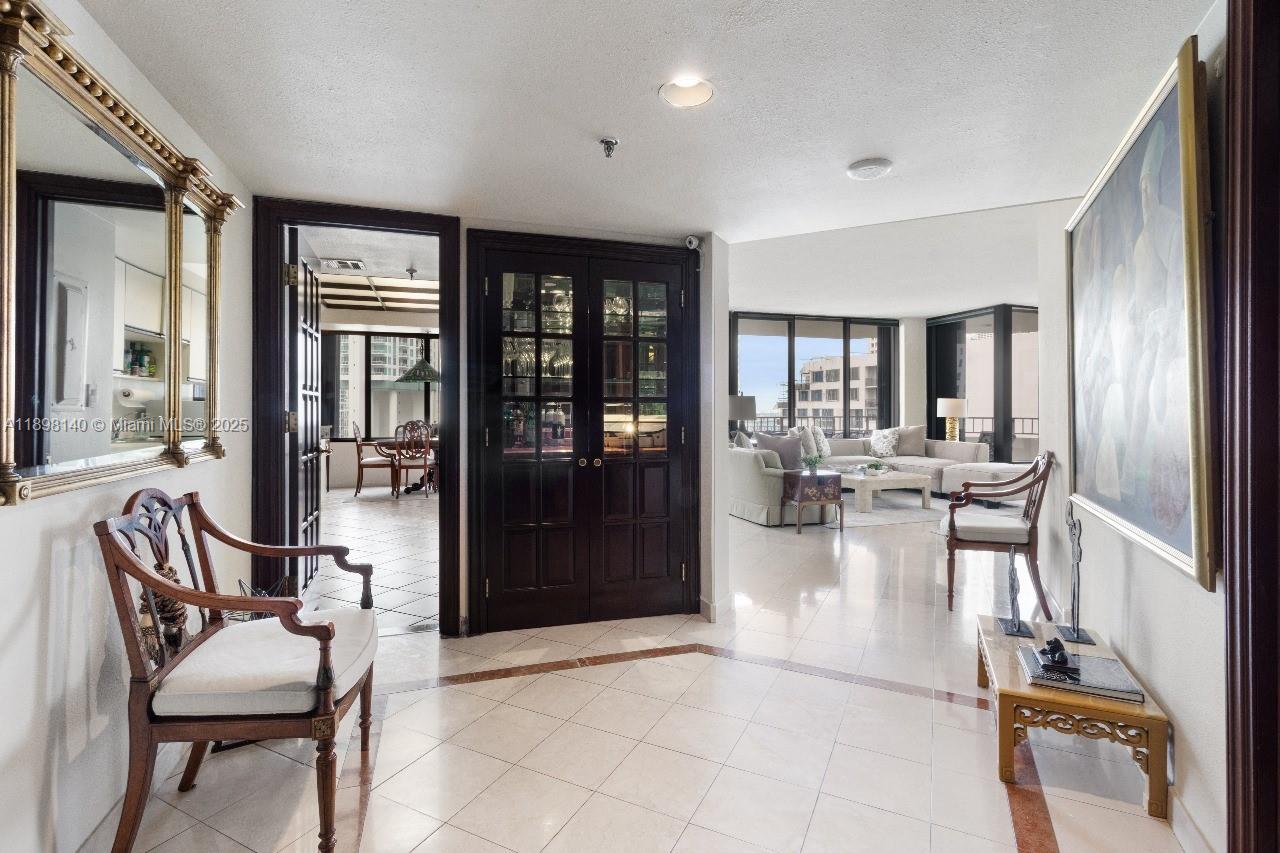 520 Brickell Key Dr A1616