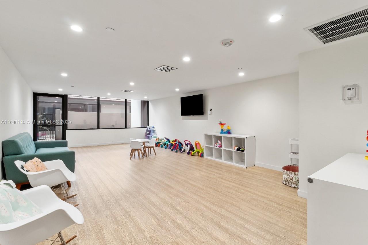 BRICKELL KEY ONE CONDO - Residential