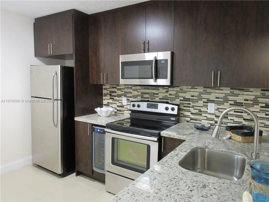 TRADEWINDS D CONDO - Residential Lease
