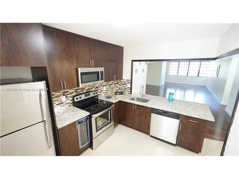 TRADEWINDS D CONDO - Residential Lease