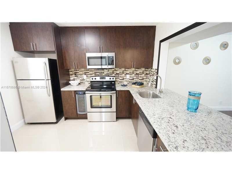 TRADEWINDS D CONDO - Residential Lease