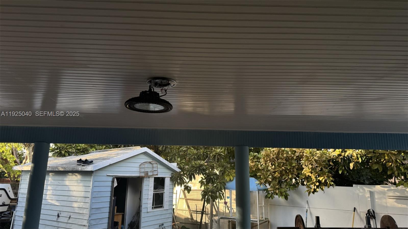 BREEZEVIEW MANORS - Residential