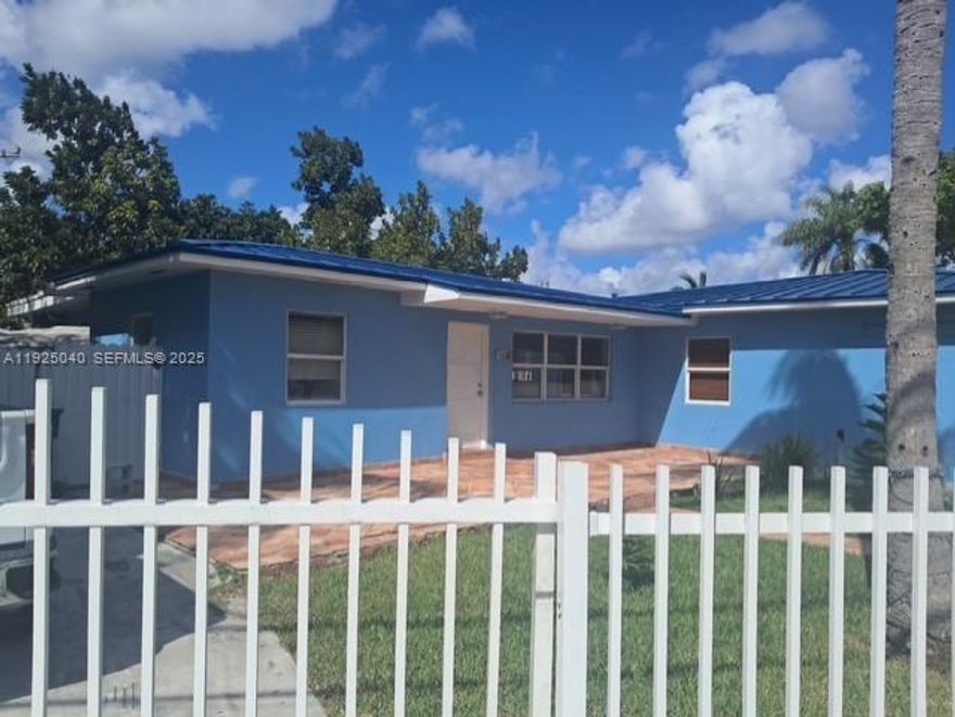 ONE OF THE BEST SCHOOL DISTRICTS, EASY TO SHOW, OWNER IS READY TO LISTEN TO ANY REASONABLE OFFER. ALSO FOR RENT WITH OPTION TO BUY!