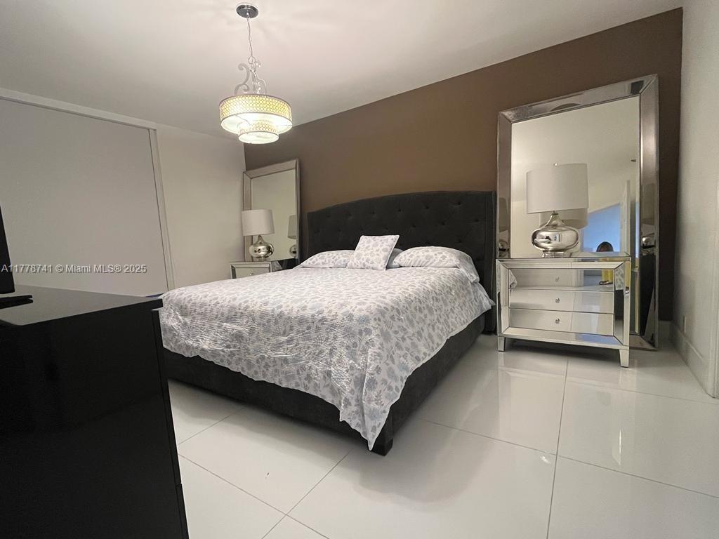 MYSTIC POINTE TOWER 500 C - Residential Lease