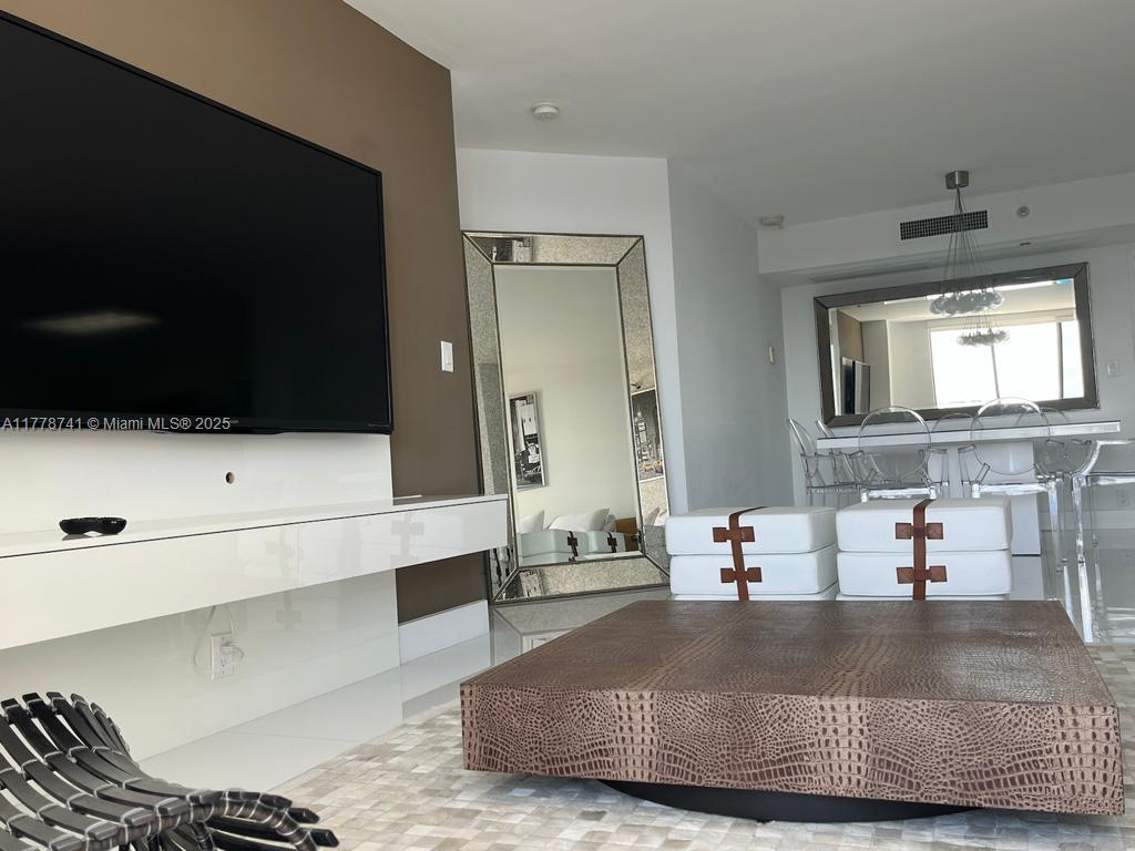 MYSTIC POINTE TOWER 500 C - Residential Lease