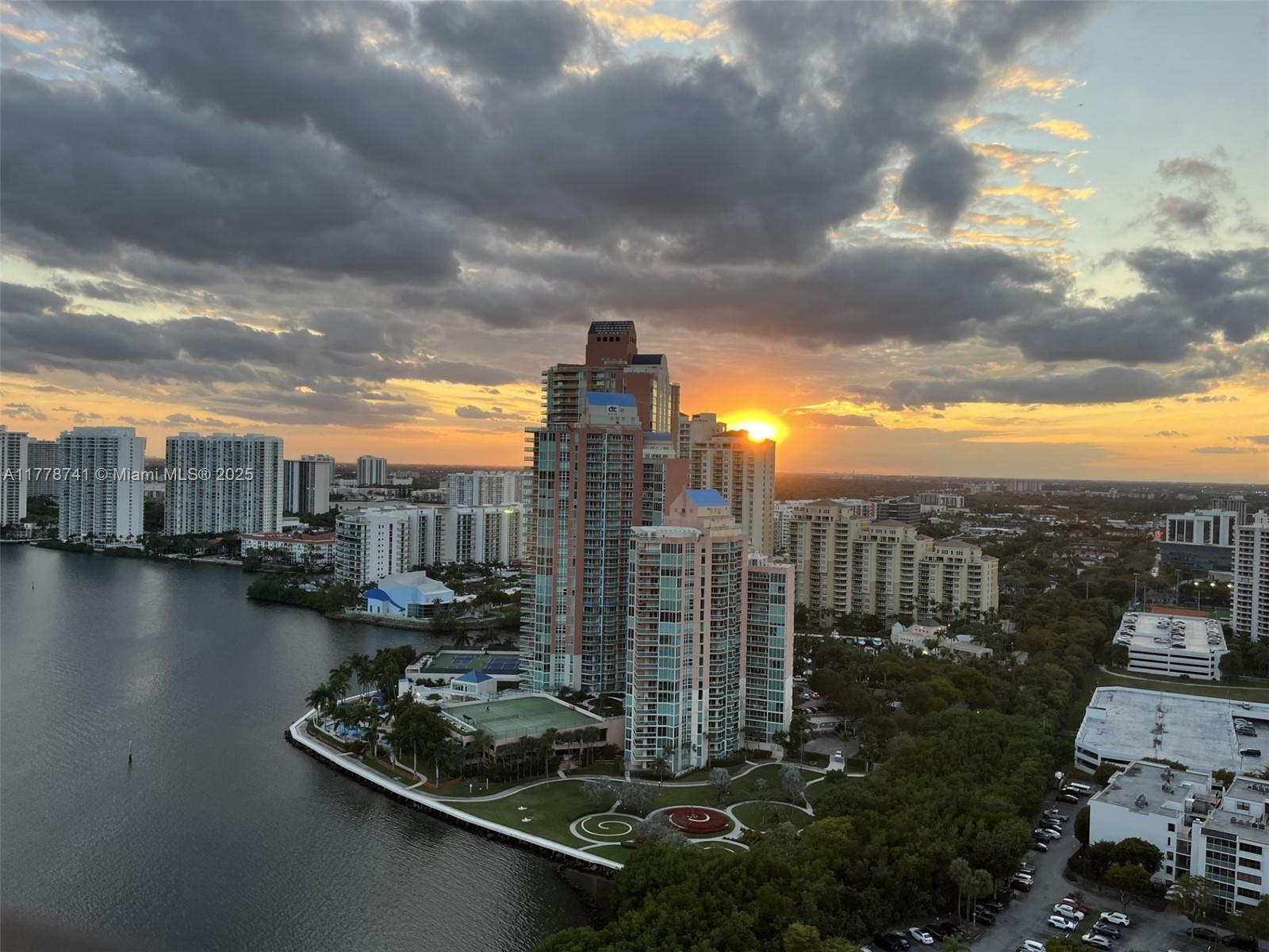MYSTIC POINTE TOWER 500 C - Residential Lease
