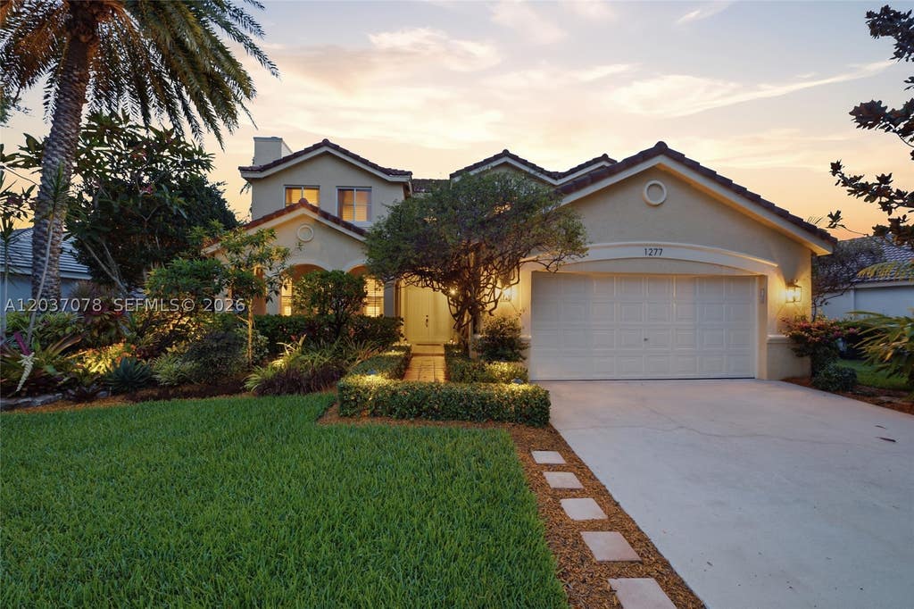 Photo of 1277 Meadows Blvd, Weston, FL 33327 (MLS # A12037078)