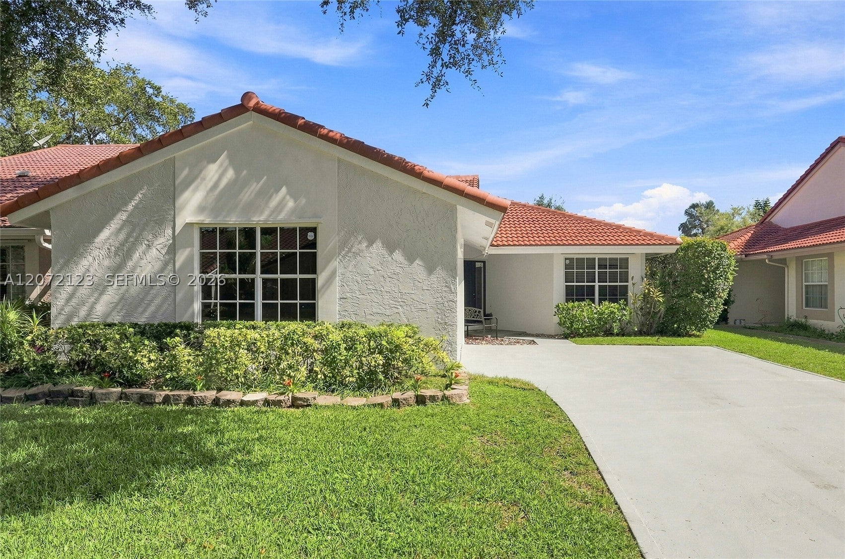 10425 NW 9th Mnr