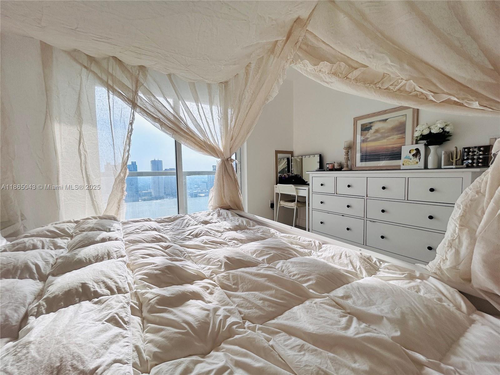 50 BISCAYNE CONDO - Residential