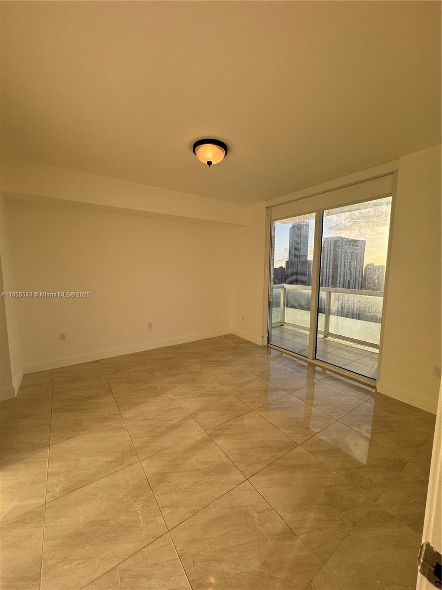 50 BISCAYNE CONDO - Residential