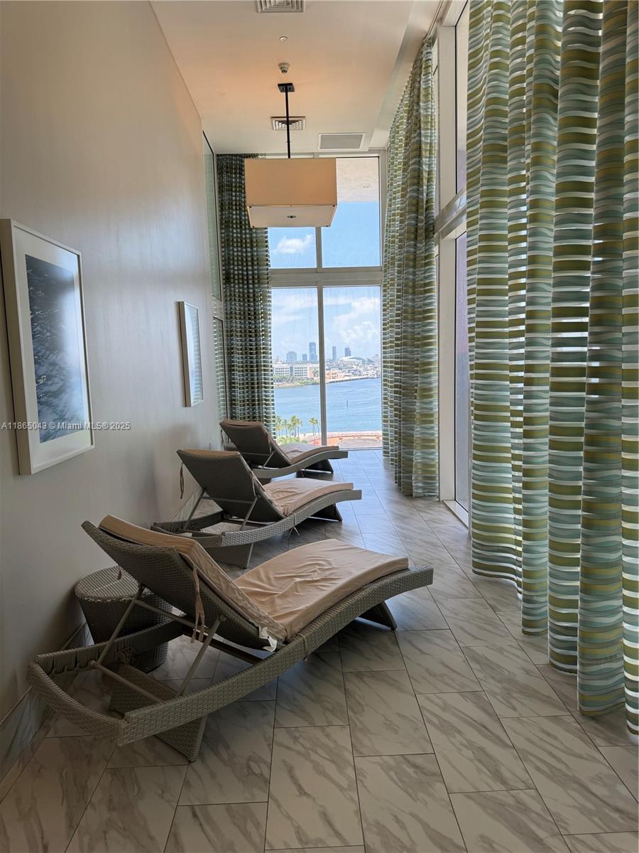 50 BISCAYNE CONDO - Residential