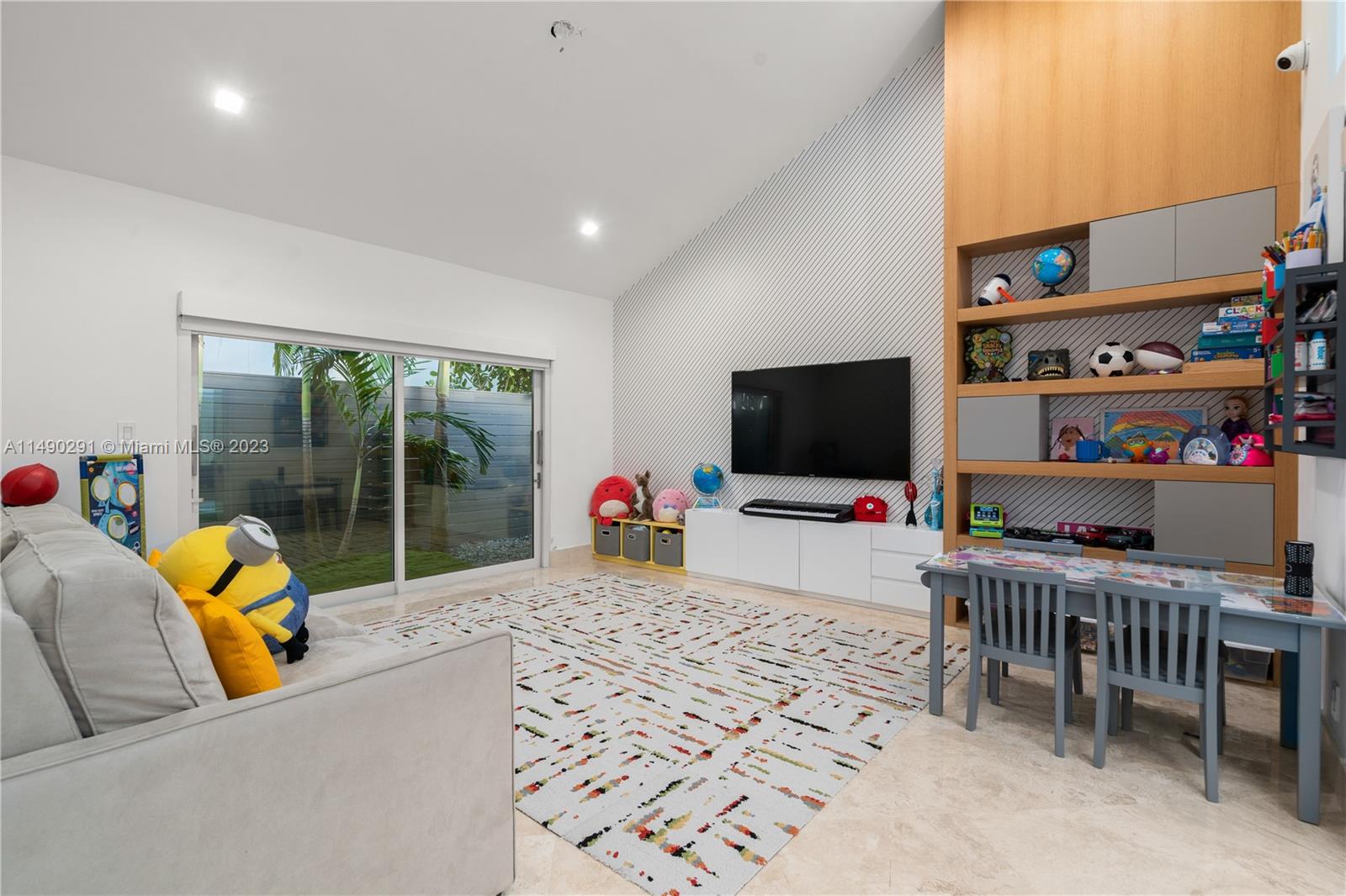 EMERALD HILLS SEC 3 - Residential