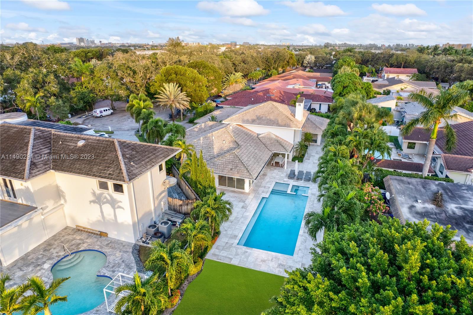 EMERALD HILLS SEC 3 - Residential