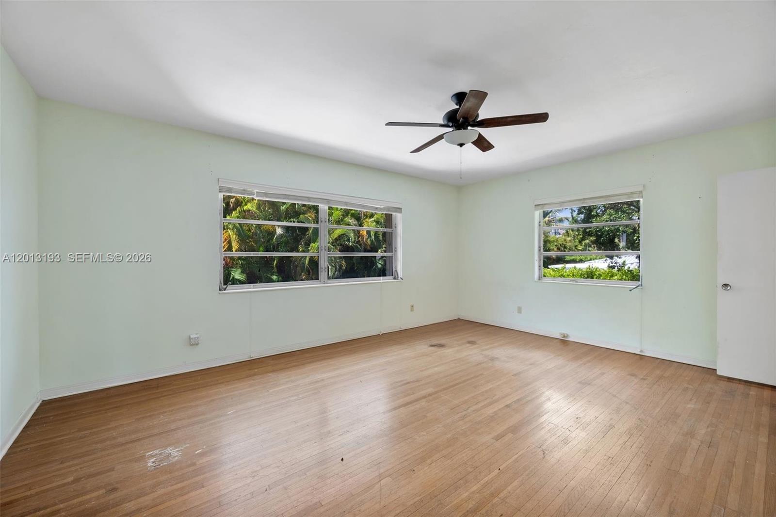 MIAMI SHORES BAY PK ESTAT - Residential