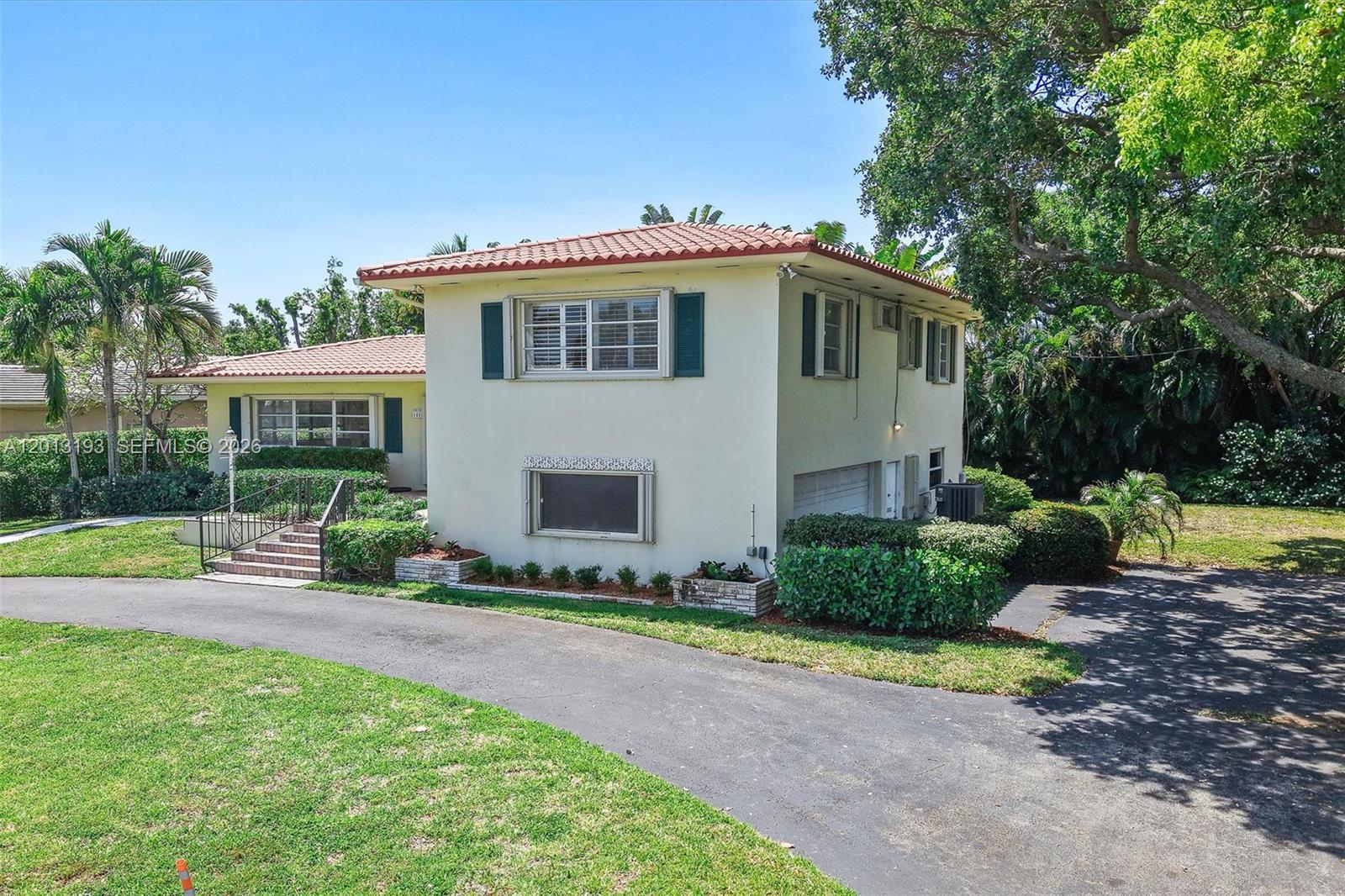 MIAMI SHORES BAY PK ESTAT - Residential