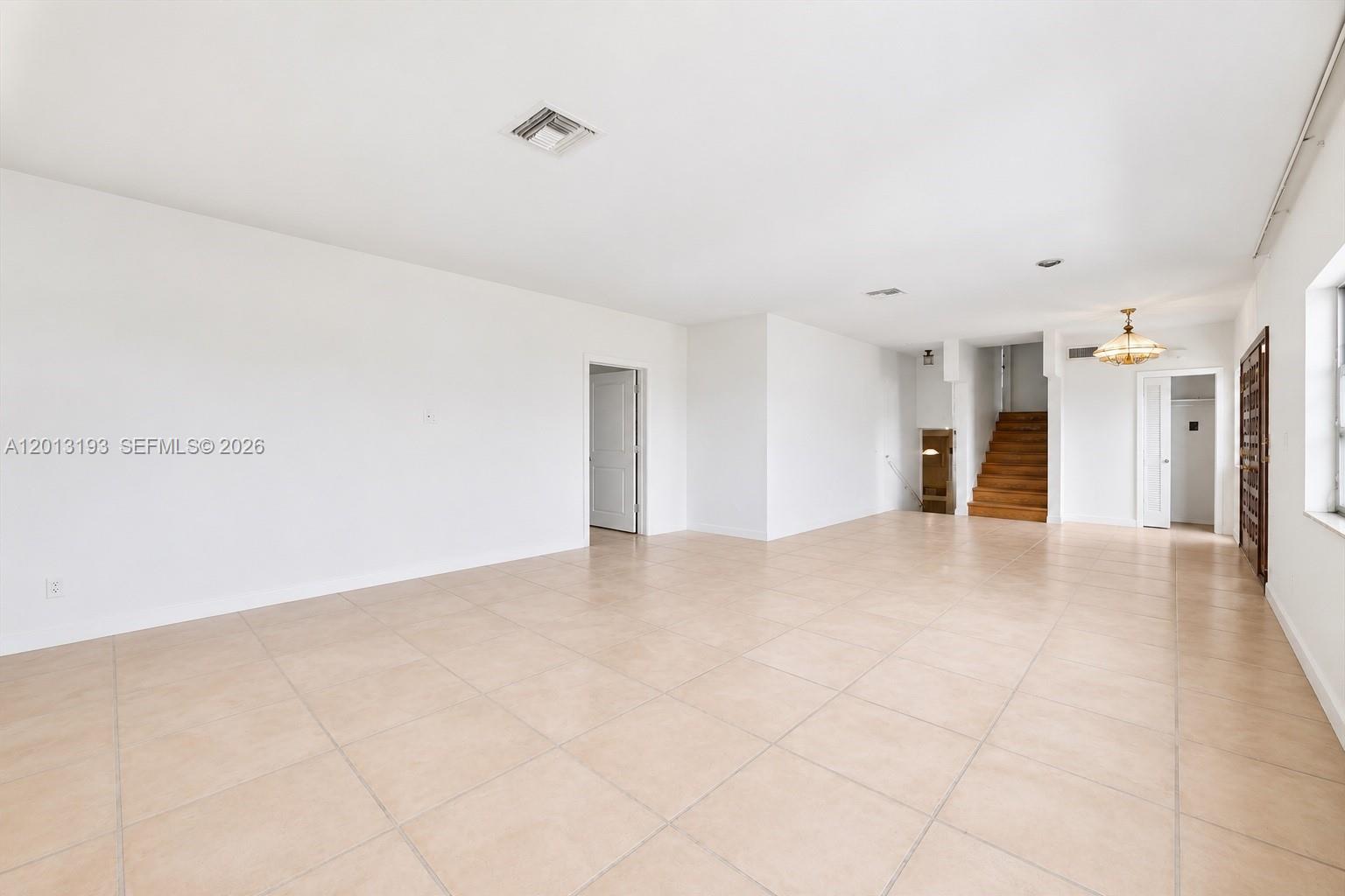 MIAMI SHORES BAY PK ESTAT - Residential