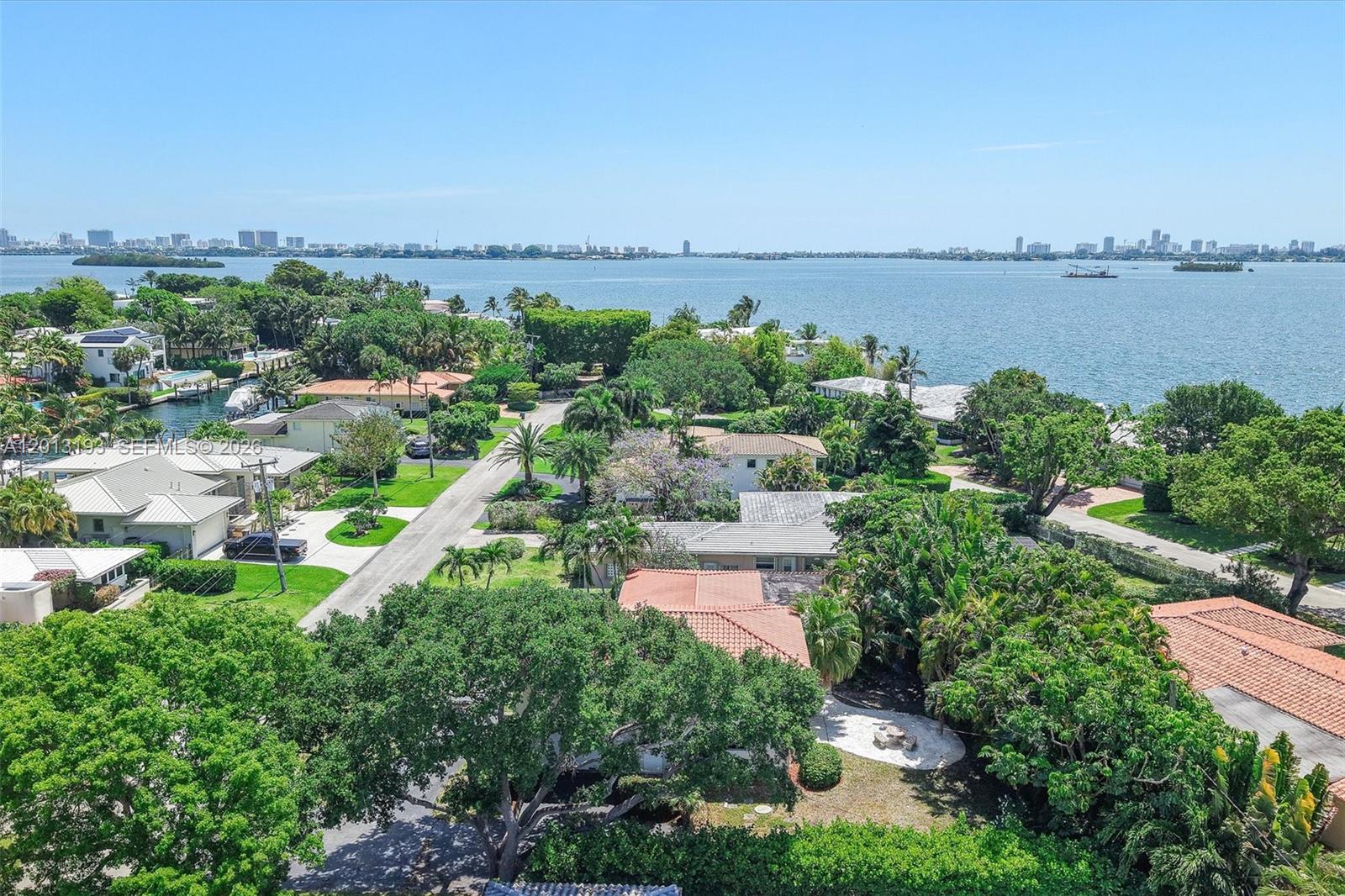 MIAMI SHORES BAY PK ESTAT - Residential