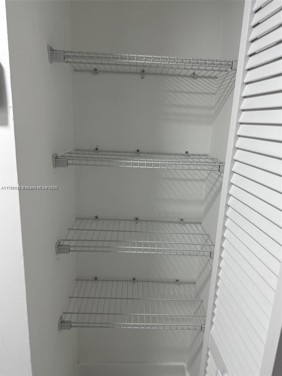 MIRAMAR CLUB CONDOMINIUM - Residential Lease