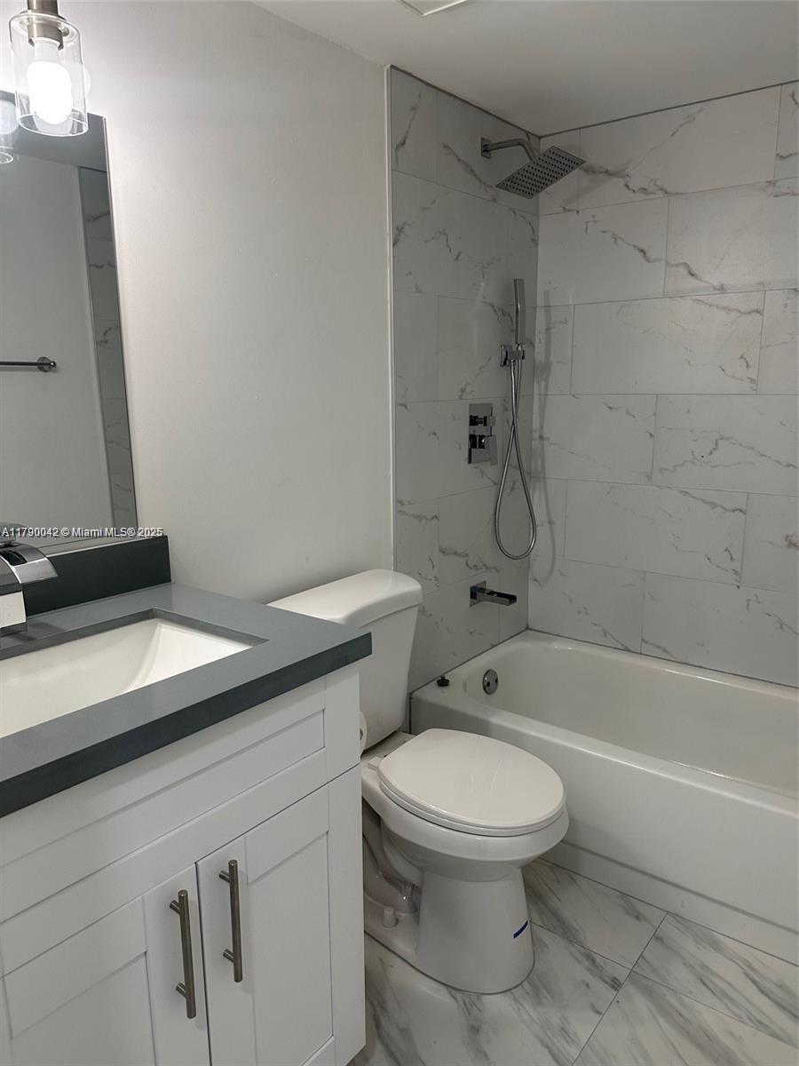 MIRAMAR CLUB CONDOMINIUM - Residential Lease