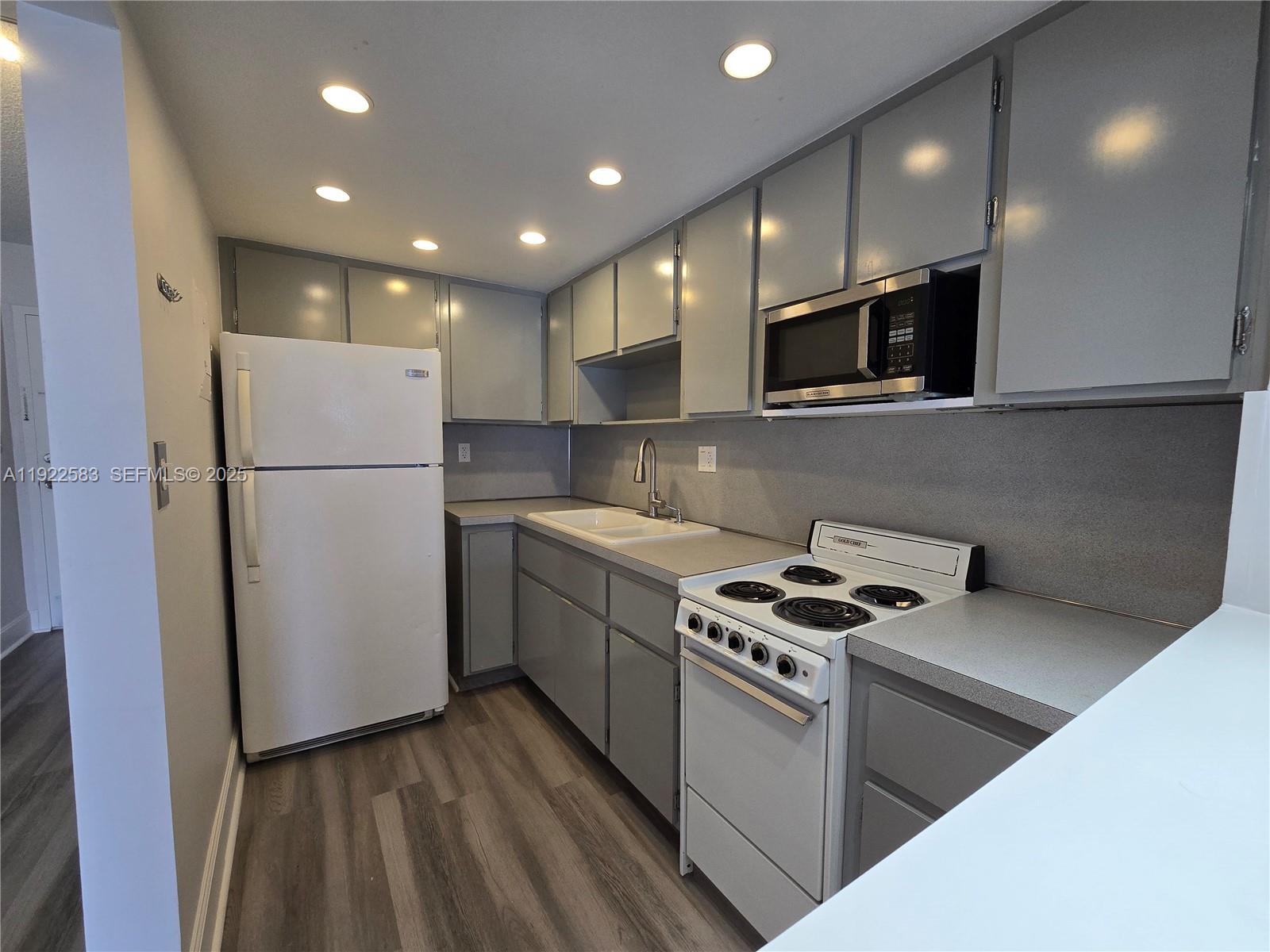 1470 NE 125th Ter 603