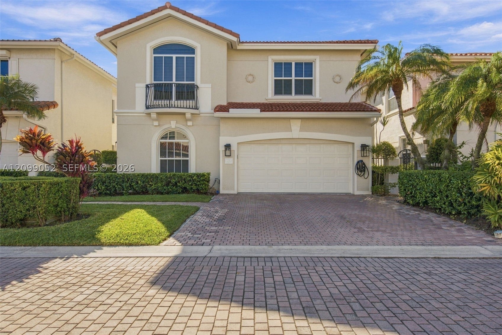 1516 Breakwater Ter