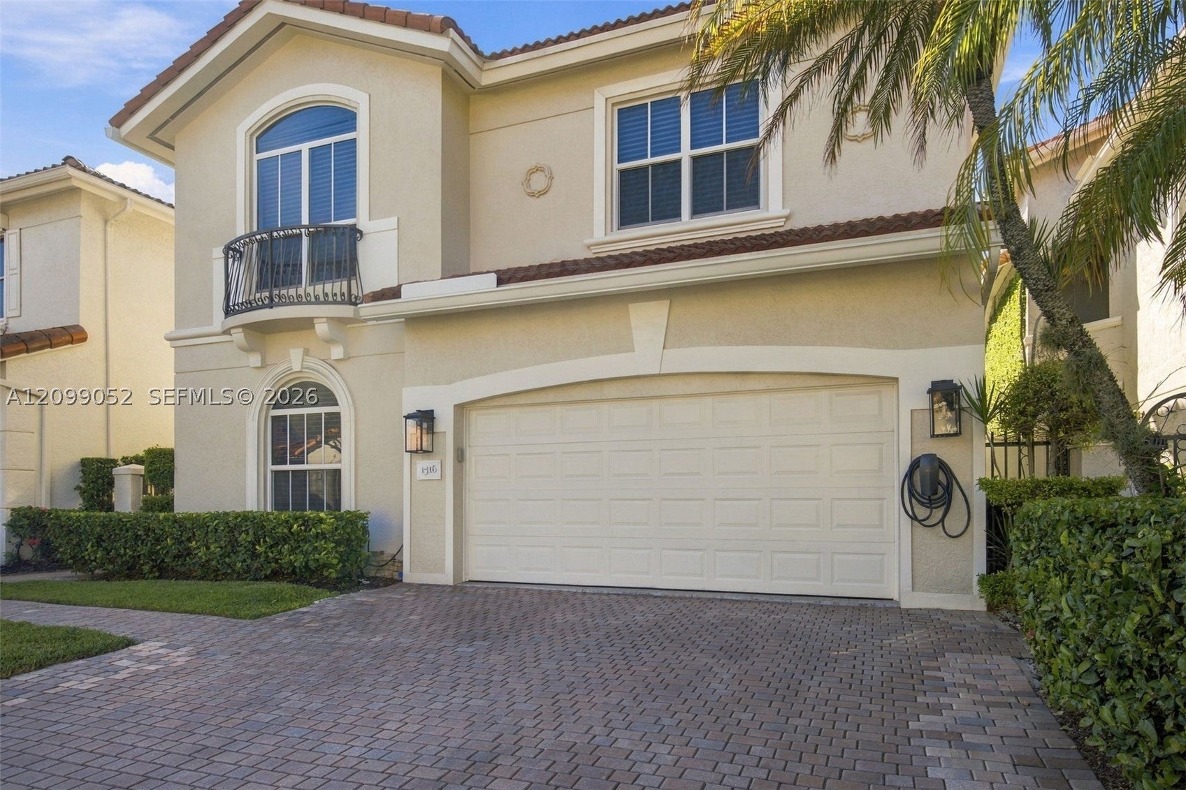1516 Breakwater Ter