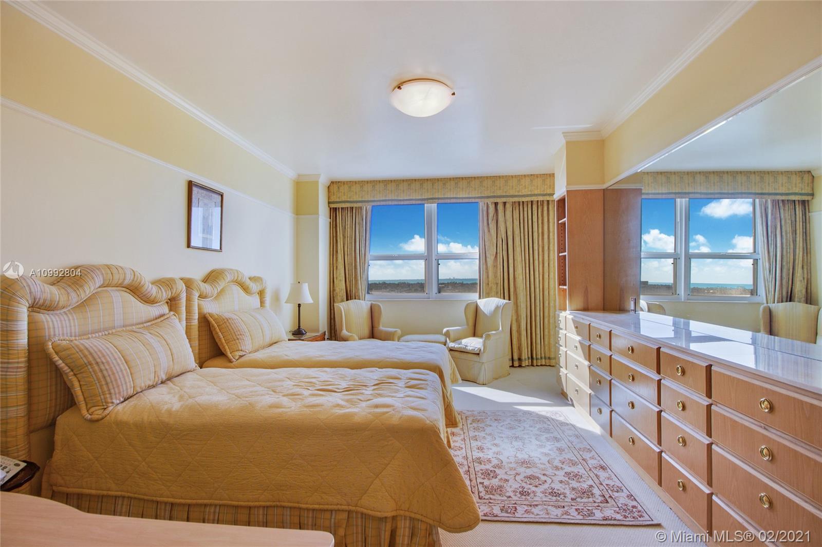 GRAND BAY RESIDENCES COND - Residential