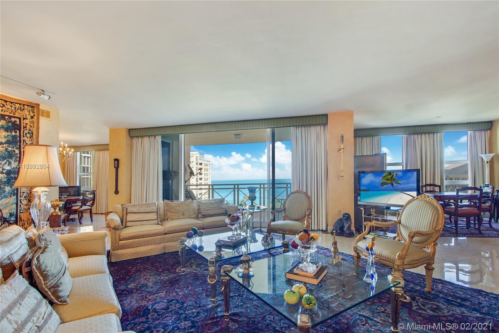 GRAND BAY RESIDENCES COND - Residential