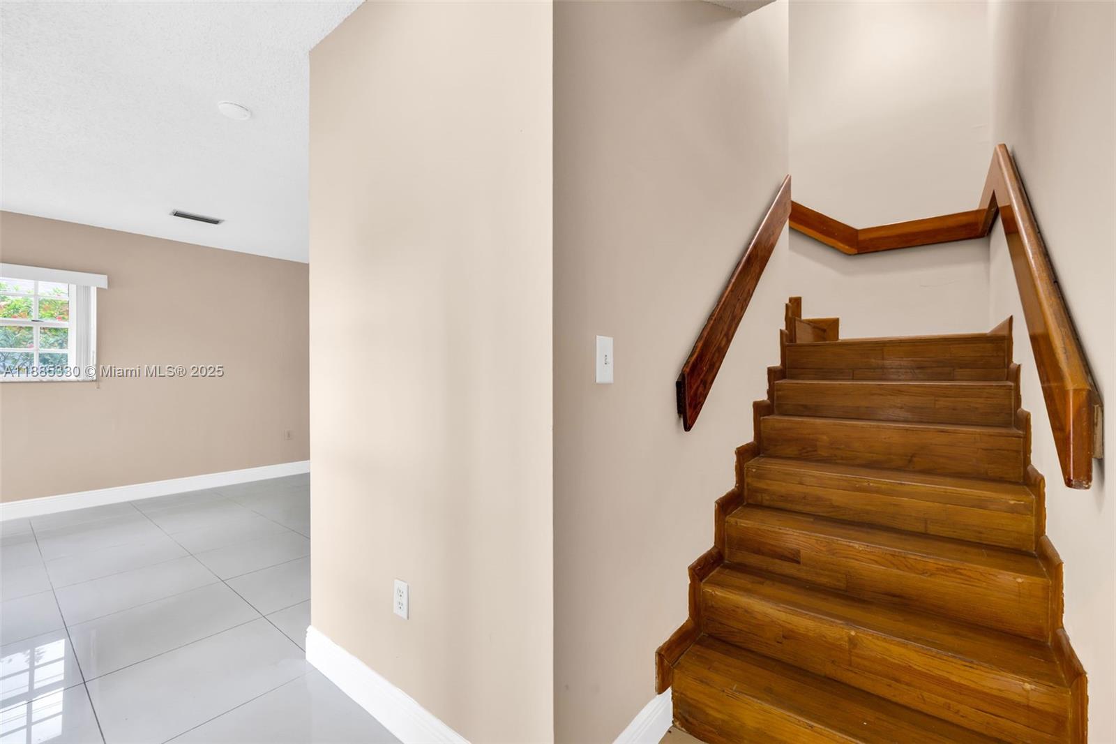 CLAIREMONT VILLAGE CONDO - Residential