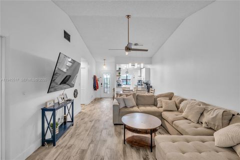 8202 NW 100th Dr Tamarac FL 33321