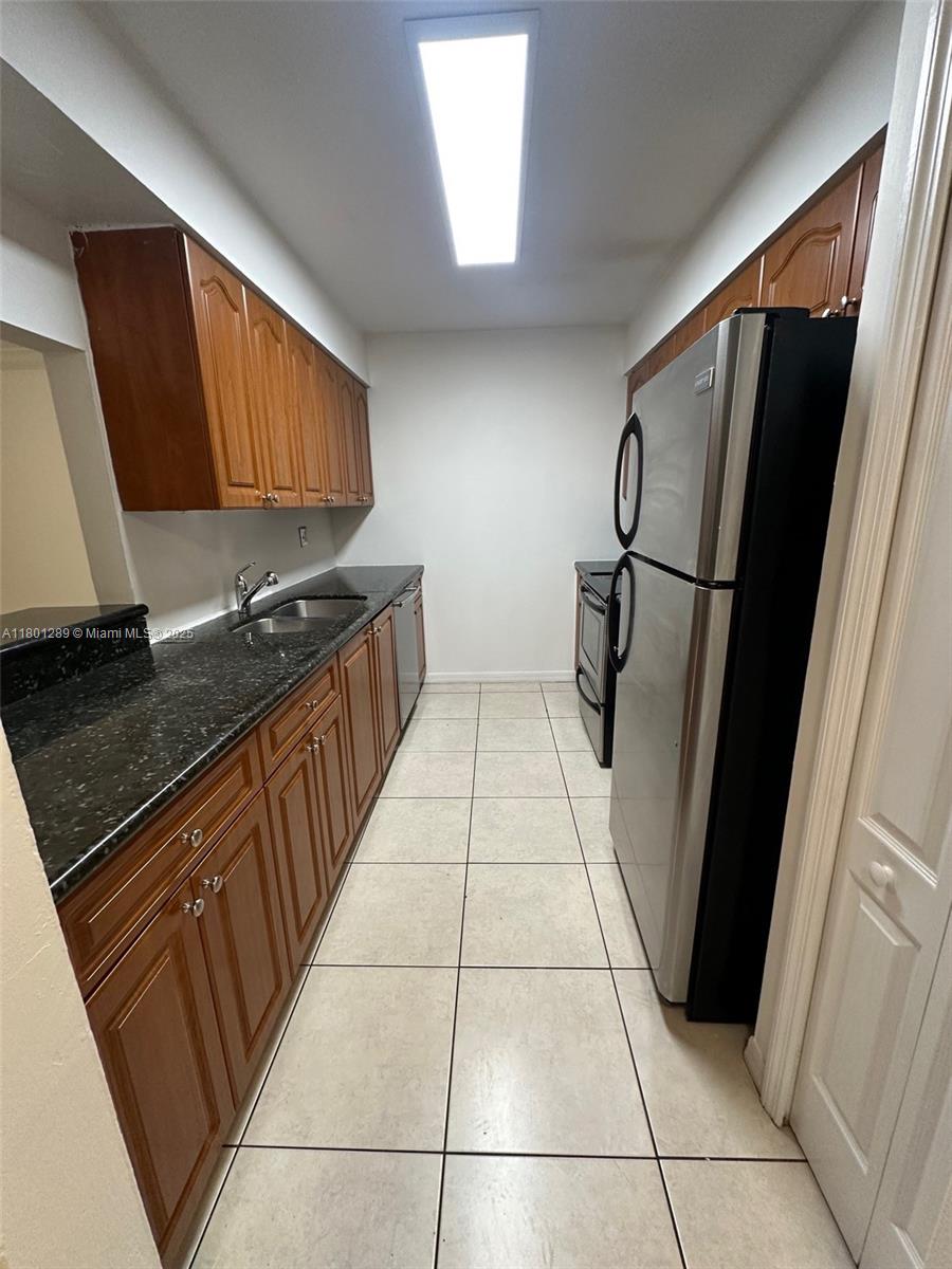 Rental Property at 8401 Nw 8th St 102, Miami, Broward County, Florida - Bedrooms: 3 
Bathrooms: 2  - $2,800 MO.