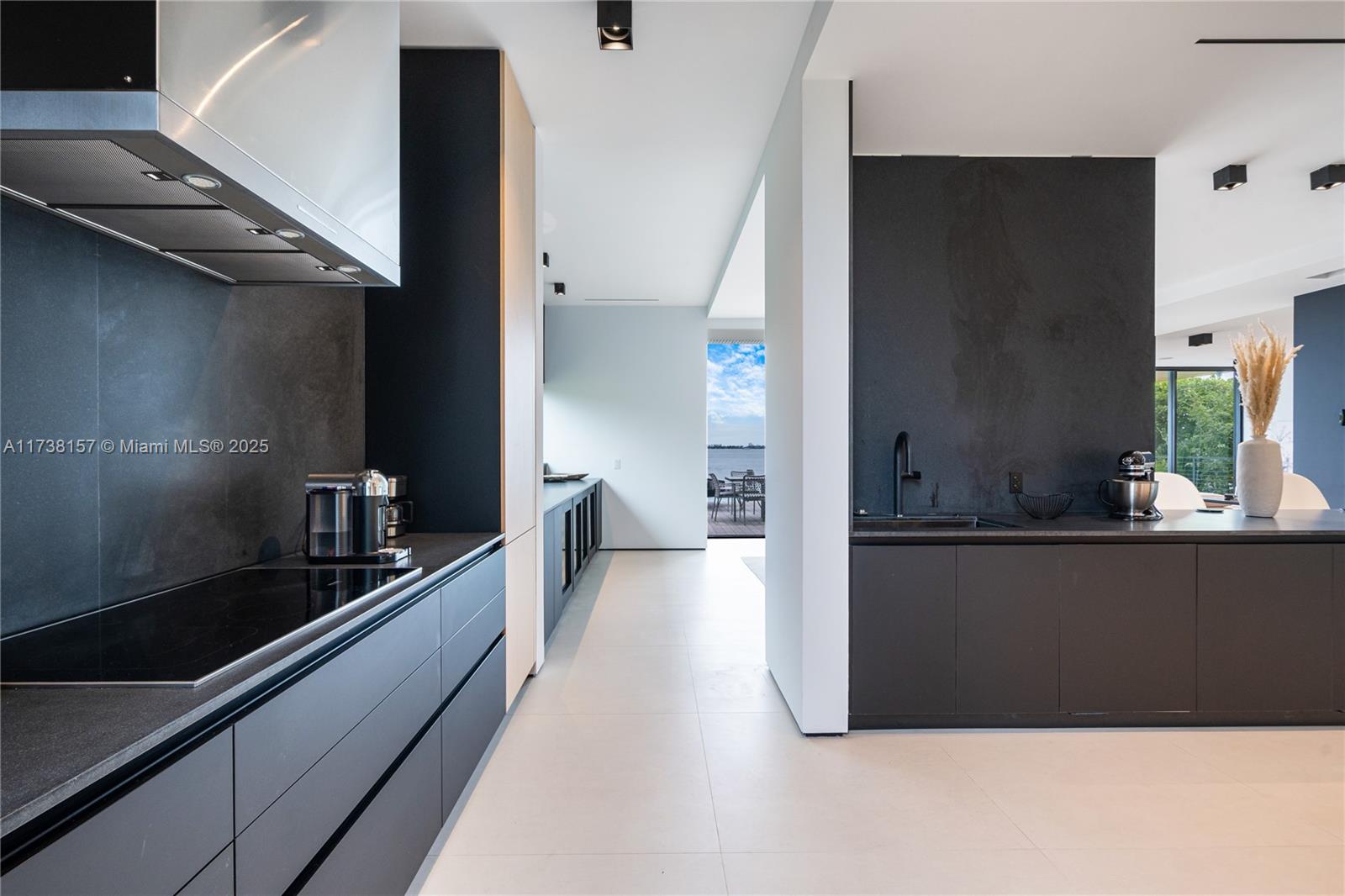 SAN MARCO - Residential Lease