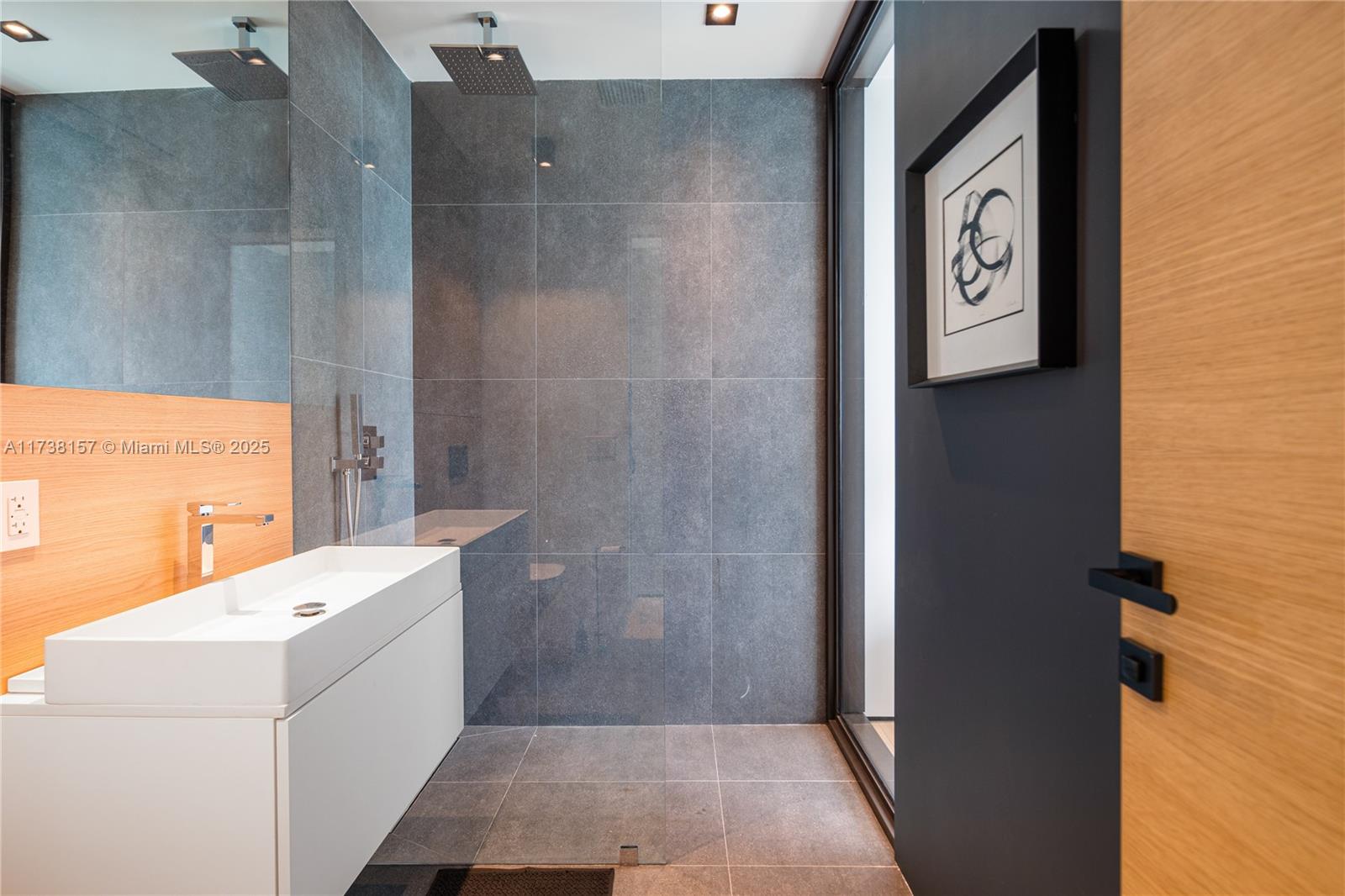 SAN MARCO - Residential Lease