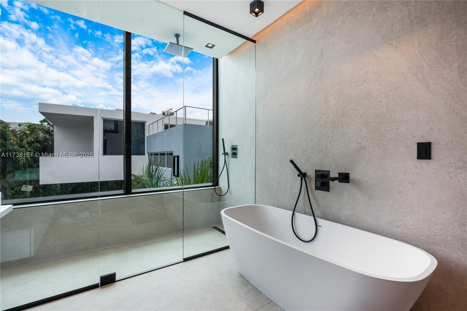 SAN MARCO - Residential Lease