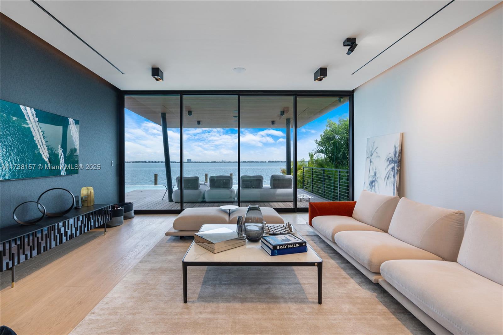 SAN MARCO - Residential Lease