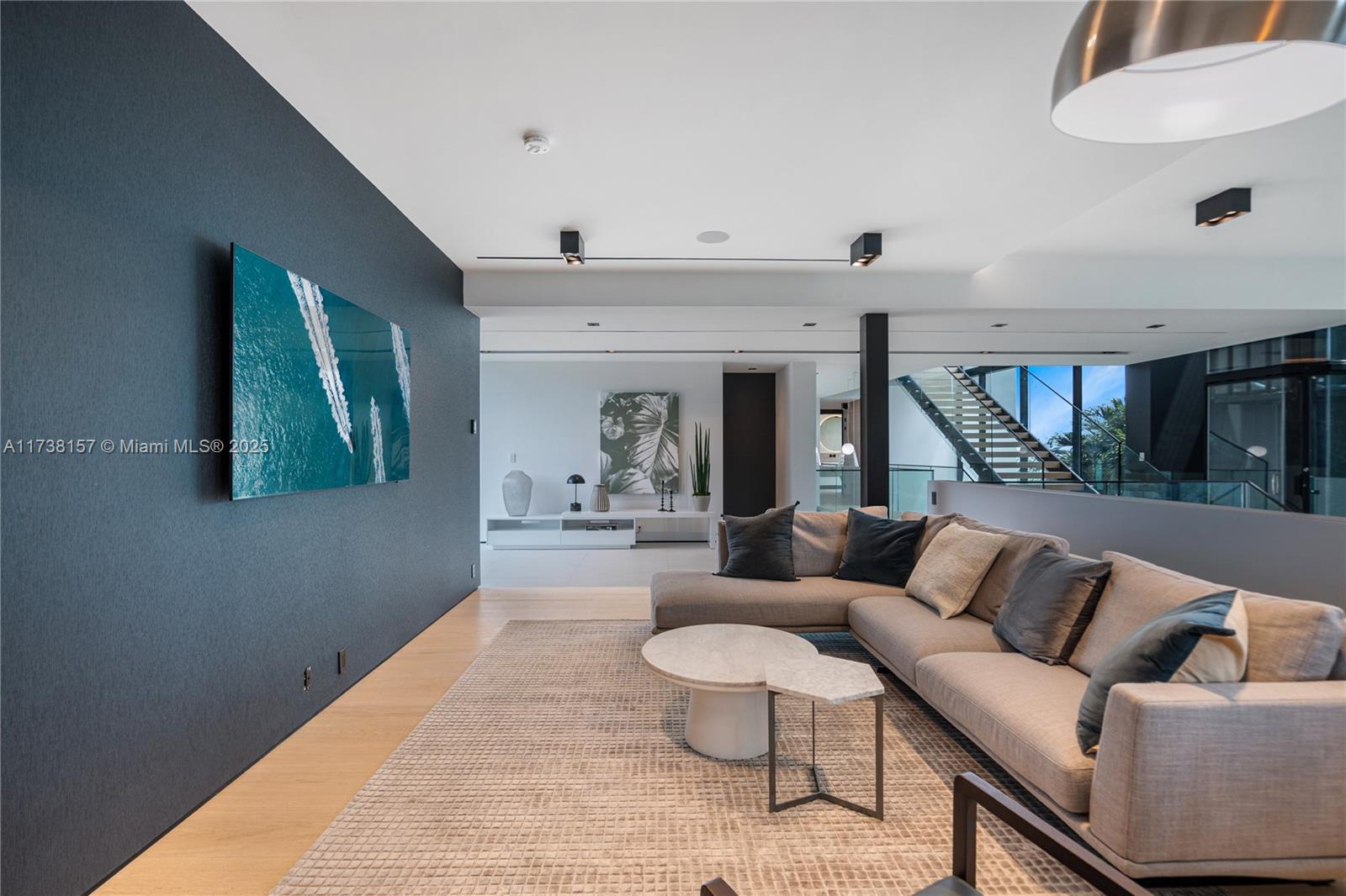 SAN MARCO - Residential Lease