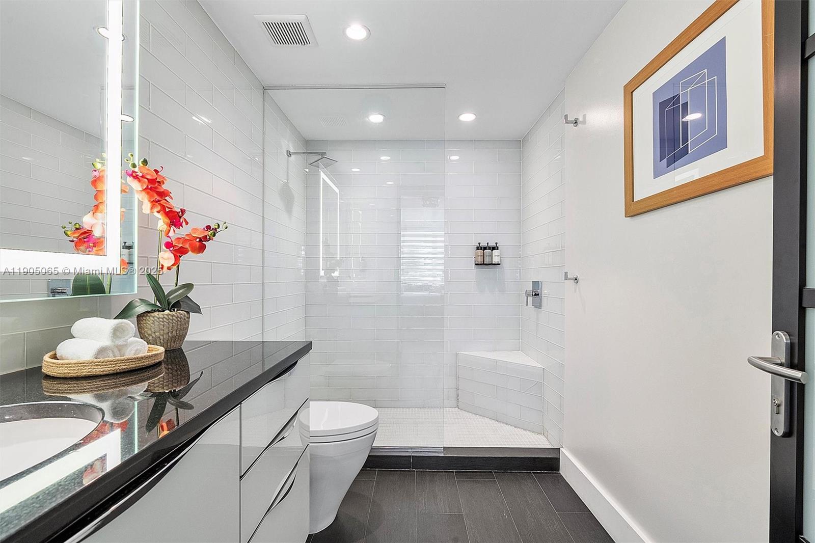 MUTINY PARK CONDO - Residential