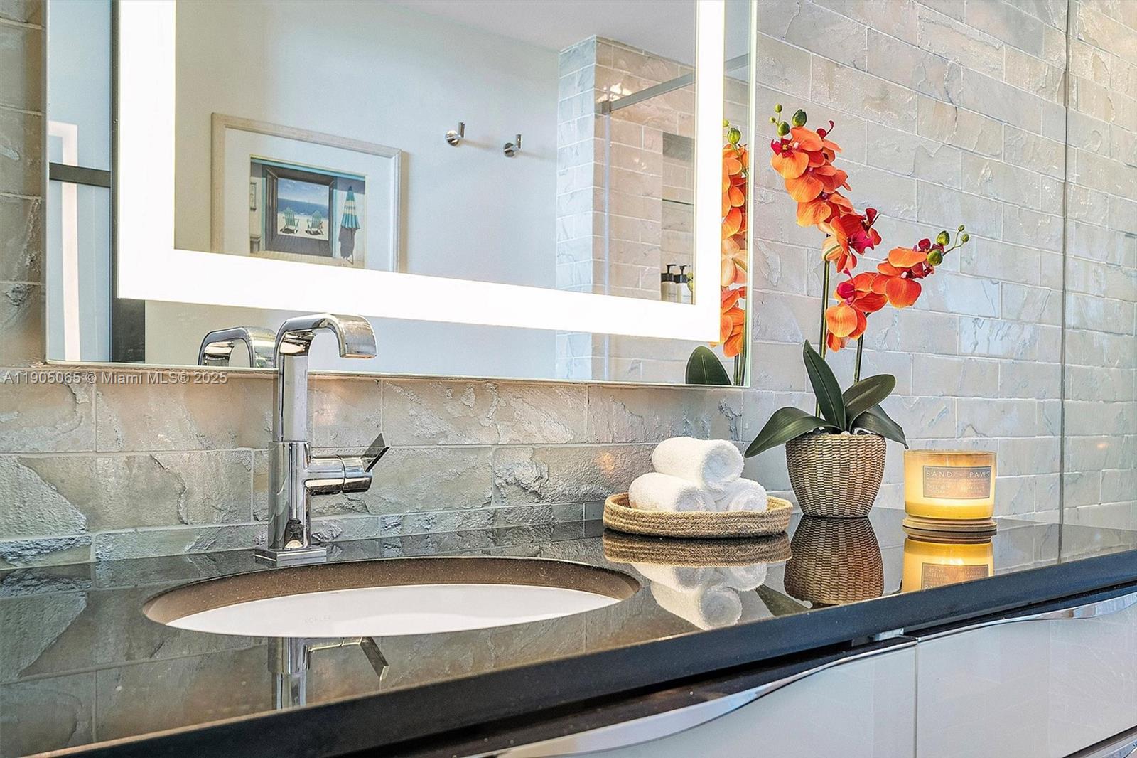 MUTINY PARK CONDO - Residential