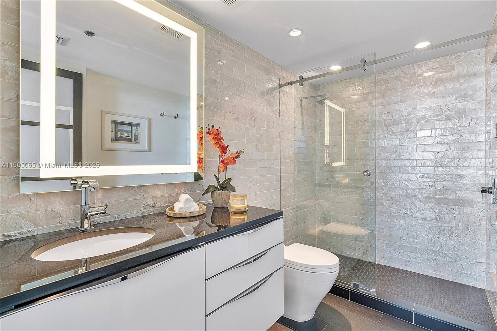 MUTINY PARK CONDO - Residential