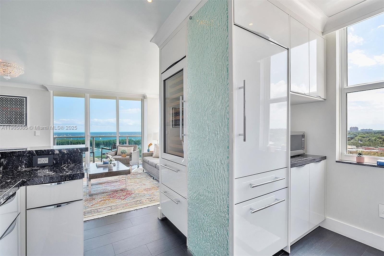 MUTINY PARK CONDO - Residential