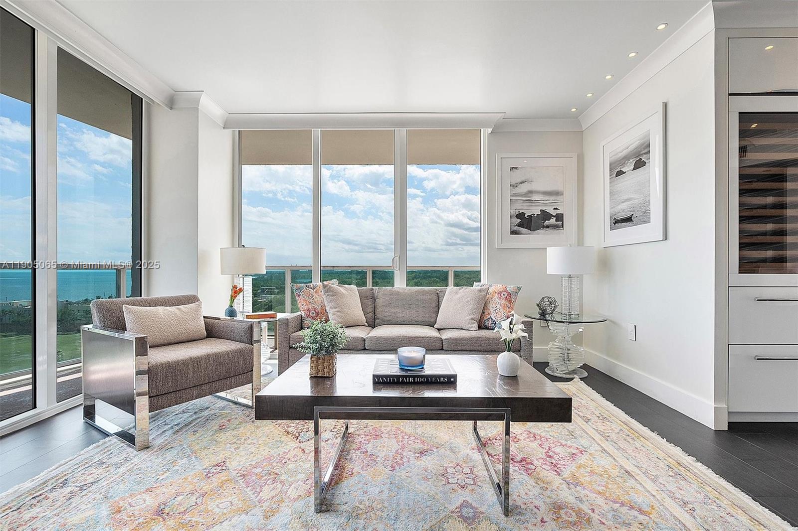 MUTINY PARK CONDO - Residential