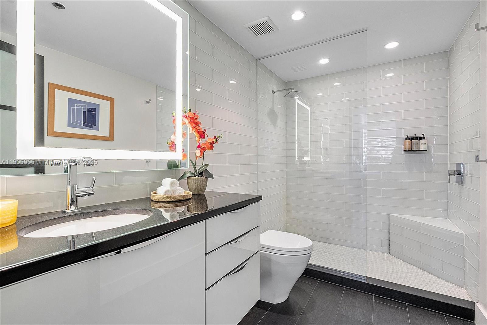 MUTINY PARK CONDO - Residential