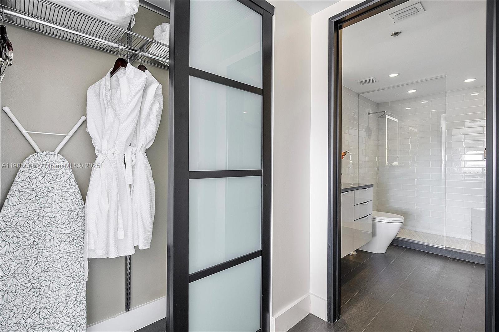 MUTINY PARK CONDO - Residential