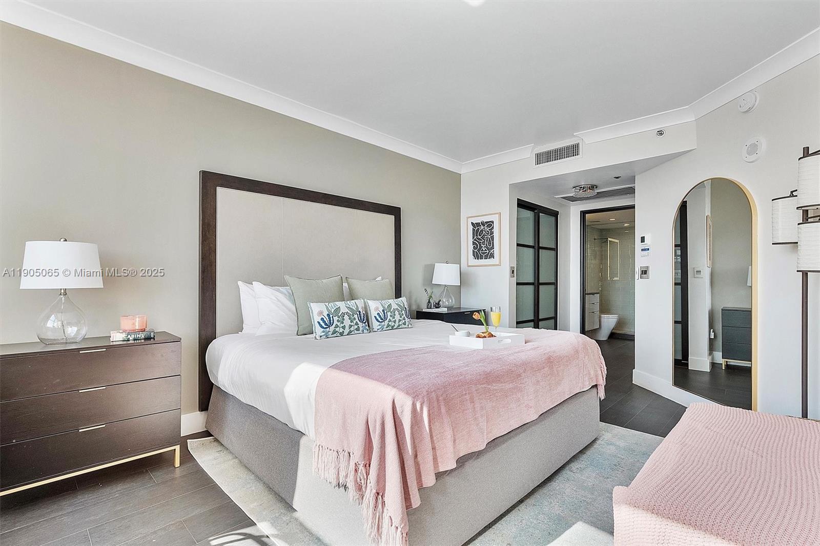 MUTINY PARK CONDO - Residential